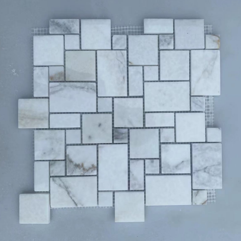 Calacatta Gold Marble Mini Versailles Mosaic Tile 2